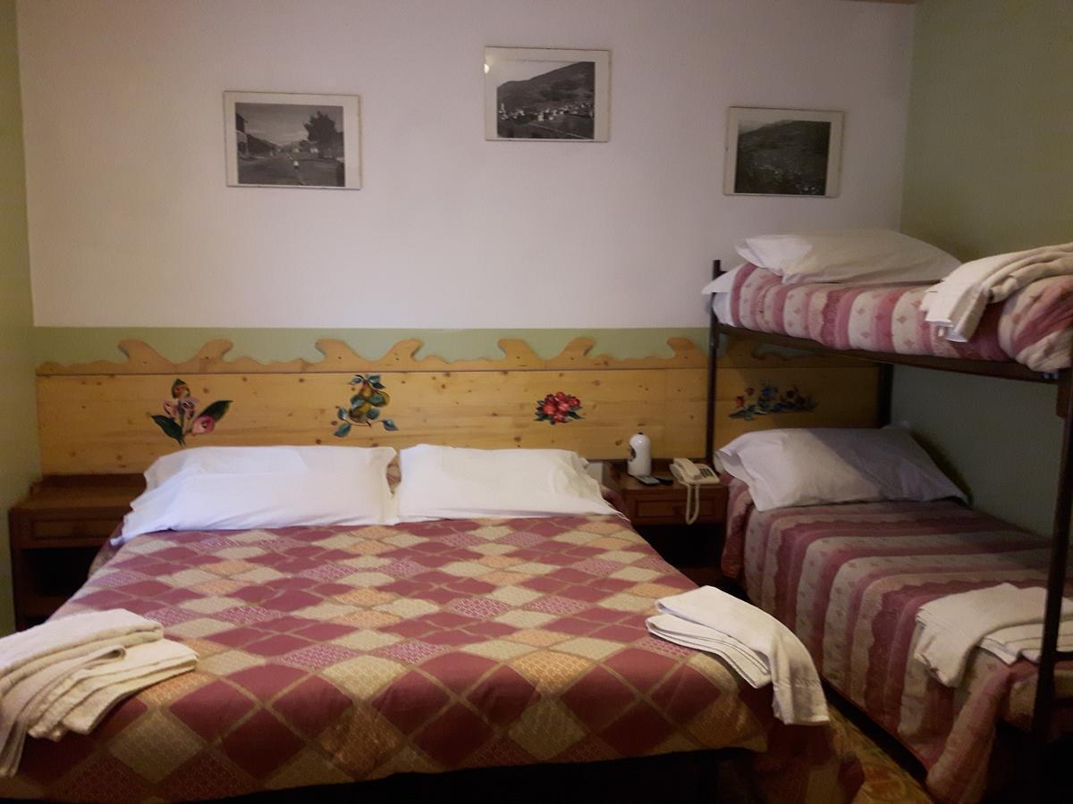 Hotel Torena アプリーカ エクステリア 写真